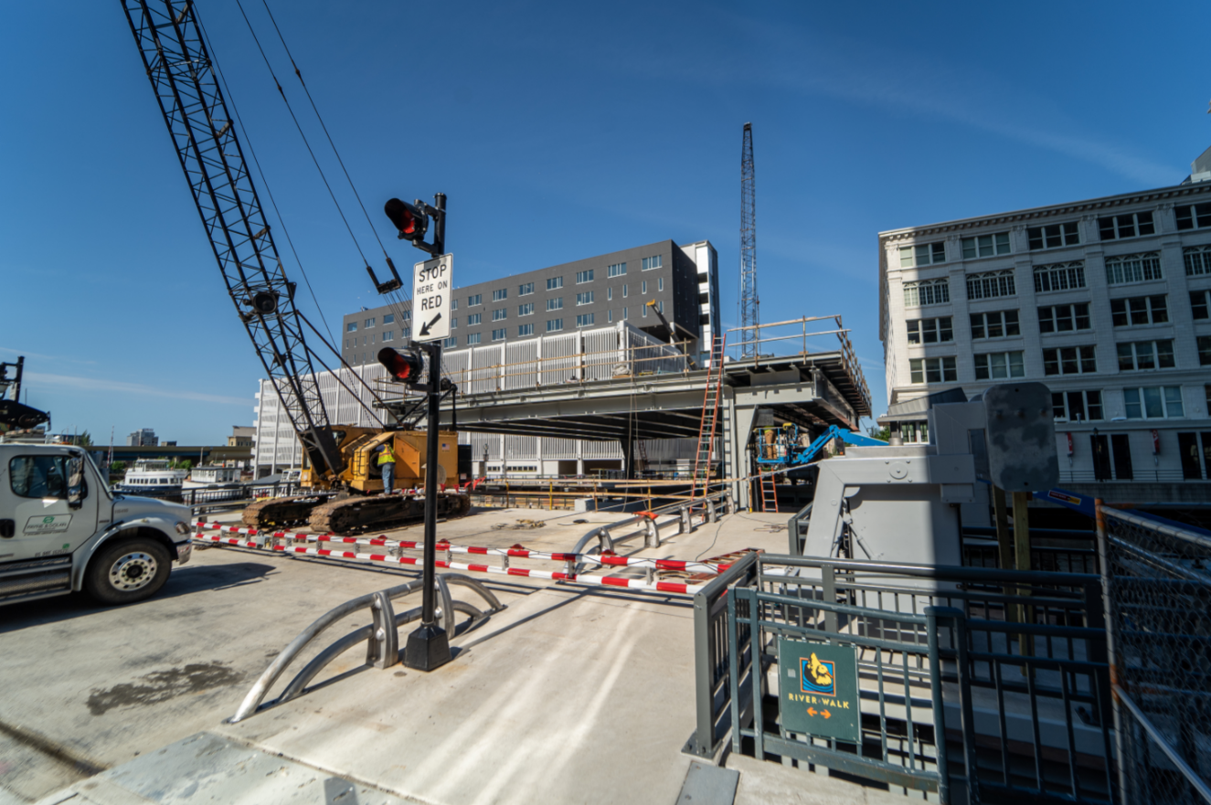 Rehabilitation process of the Michigan Street Vertical Lift Bridge