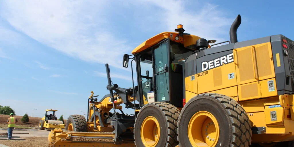 john deer construction equipment